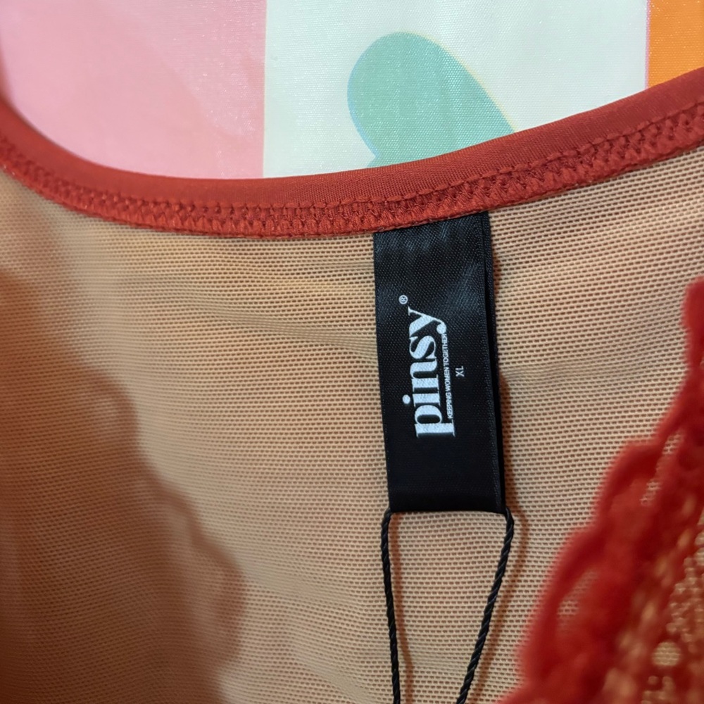 Lace Detail Bodysuit in Rust - Picture 6 of 10